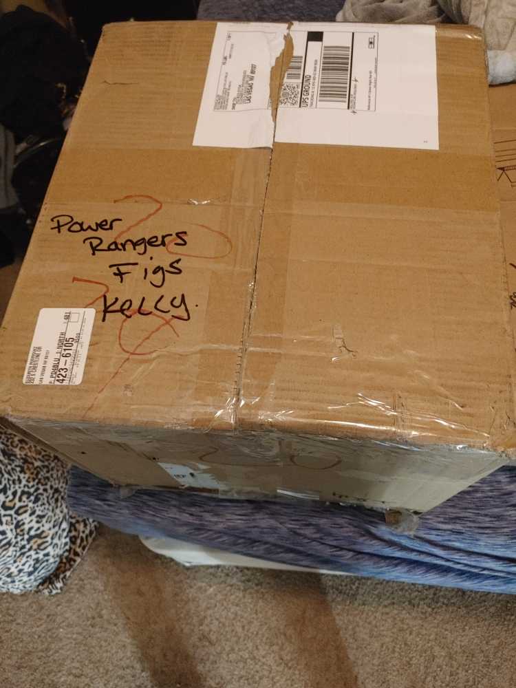 Power Rangers Yellow Ranger 1:6 Scale  - Ace Toyz (Television) action figure collectible - Main Image 4