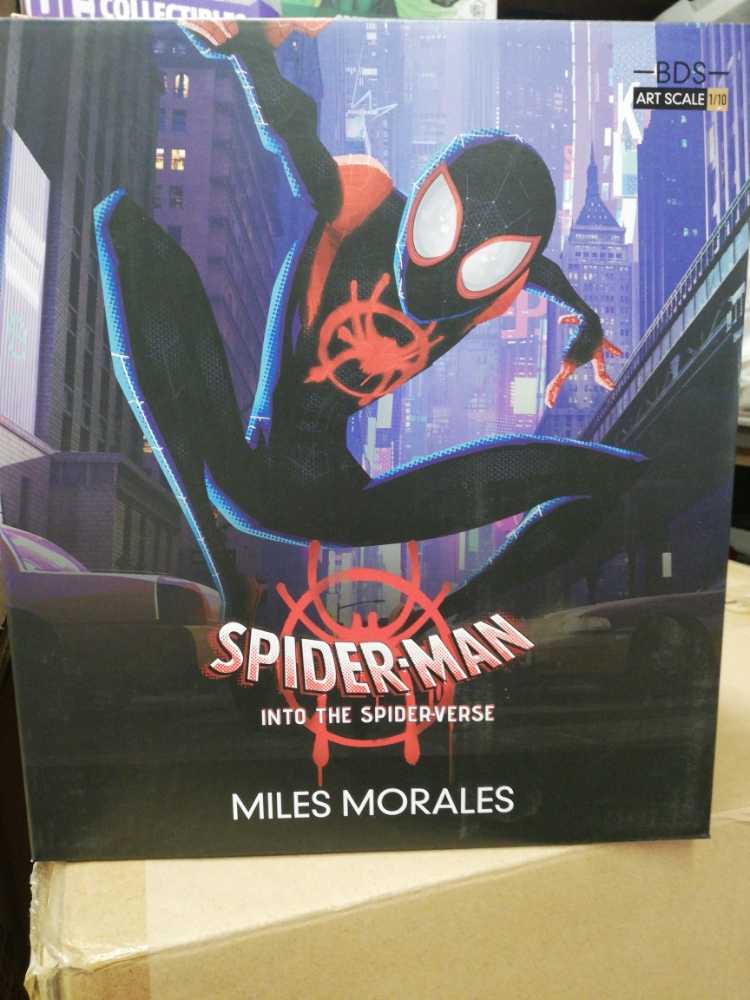 Miles Morales Spider-Man Into The Spider-Verse BDS ART SCALE 1/10 - Iron Studios (Into The Spider-Verse) action figure collectible [Barcode 606529900021] - Main Image 2
