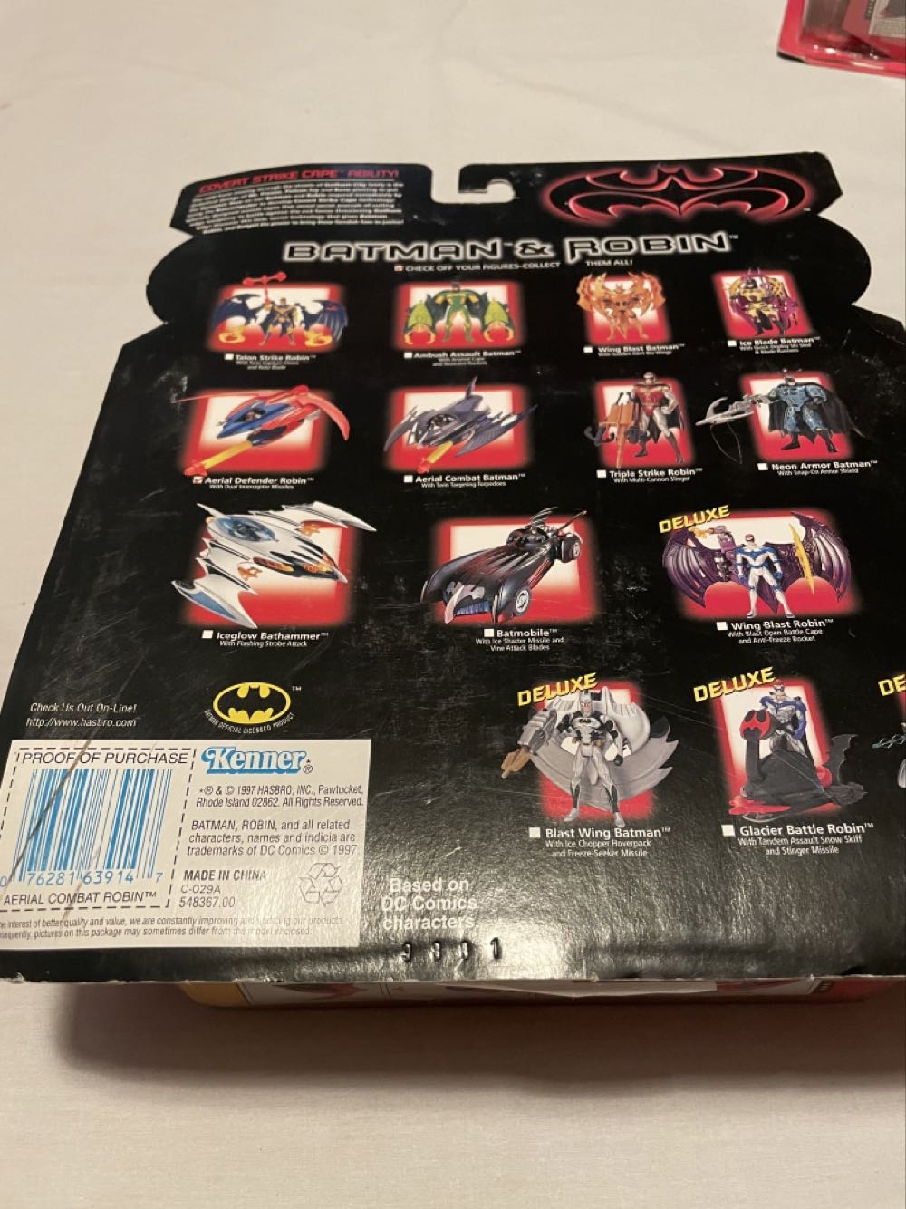 Aerial Defender Robin - Hasbro Inc (Batman & Robin) action figure collectible [Barcode 076281639147] - Main Image 2