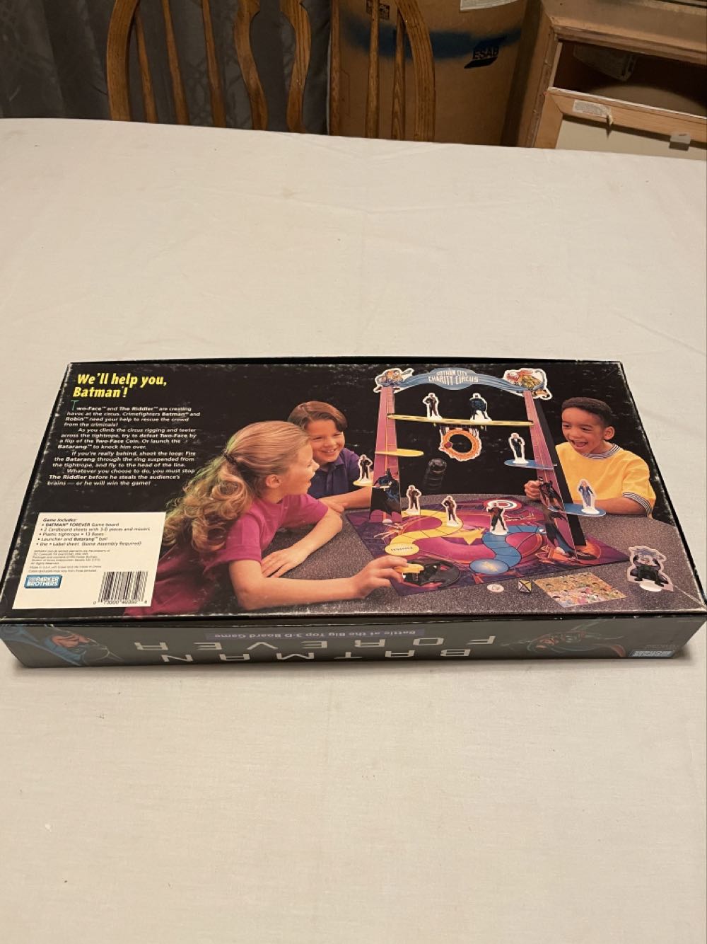 Batman Forever Game Board - The Parker Brothers action figure collectible [Barcode 073000403508] - Main Image 2