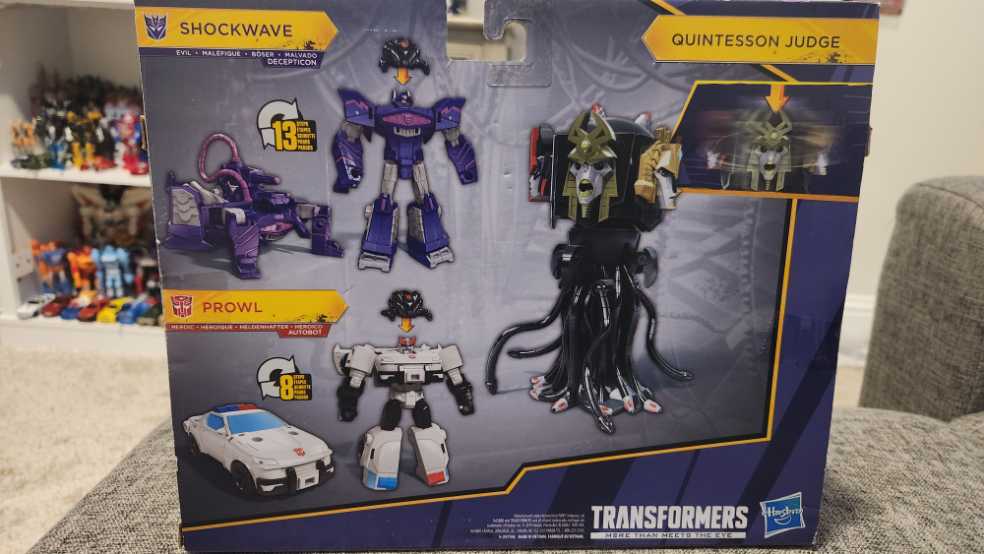 Quintesson Judge w/ Shockwave & Prowl - Hasbro (Cyberverse) action figure collectible [Barcode 5010993648894] - Main Image 2