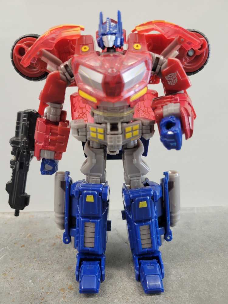 Optimus Prime Cybertronian With Bumblebee And Megatron Rage Over Cybertron Toys"R"Us  - Hasbro (Generations War For Cybertron) action figure collectible - Main Image 2