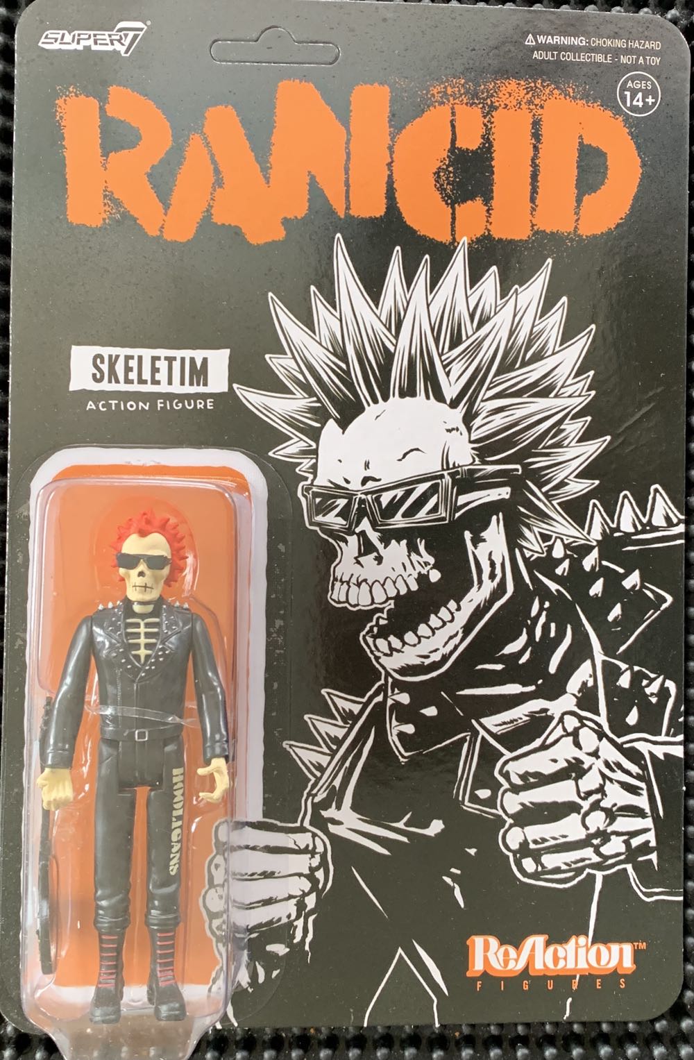 Super 7 Reaction Figures - Skeletim (Spiked Hair) - Super 7 (Rancid) action figure collectible [Barcode 840049811362] - Main Image 2