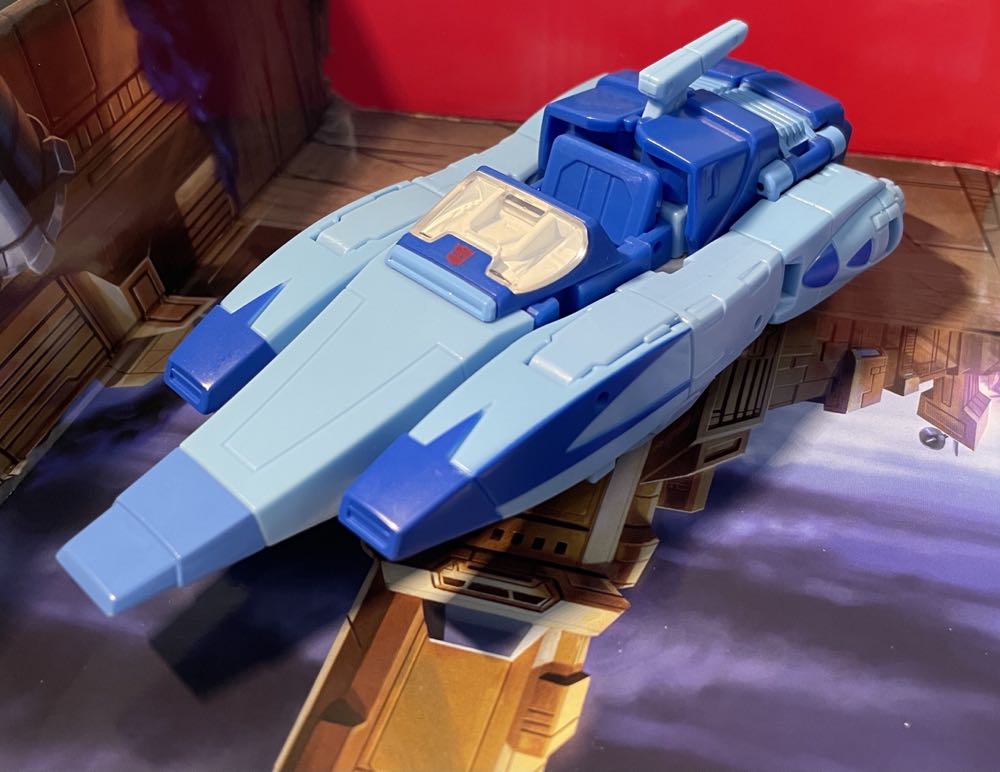 Blurr - Hasbro (Transformers) action figure collectible - Main Image 2