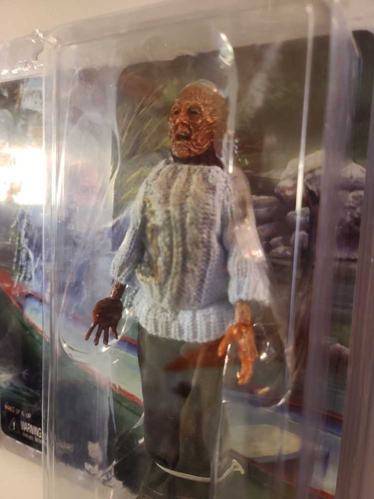 Neca Retro Cloth F13 PT.3 Pamela - Neca (Horror) action figure collectible [Barcode 614422397244] - Main Image 2