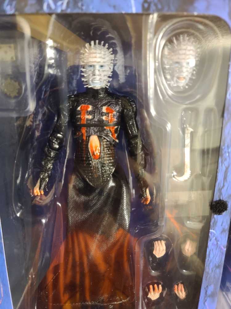 Pinhead - Neca Reel Toys (Hellraiser) action figure collectible [Barcode 5643427331033] - Main Image 3