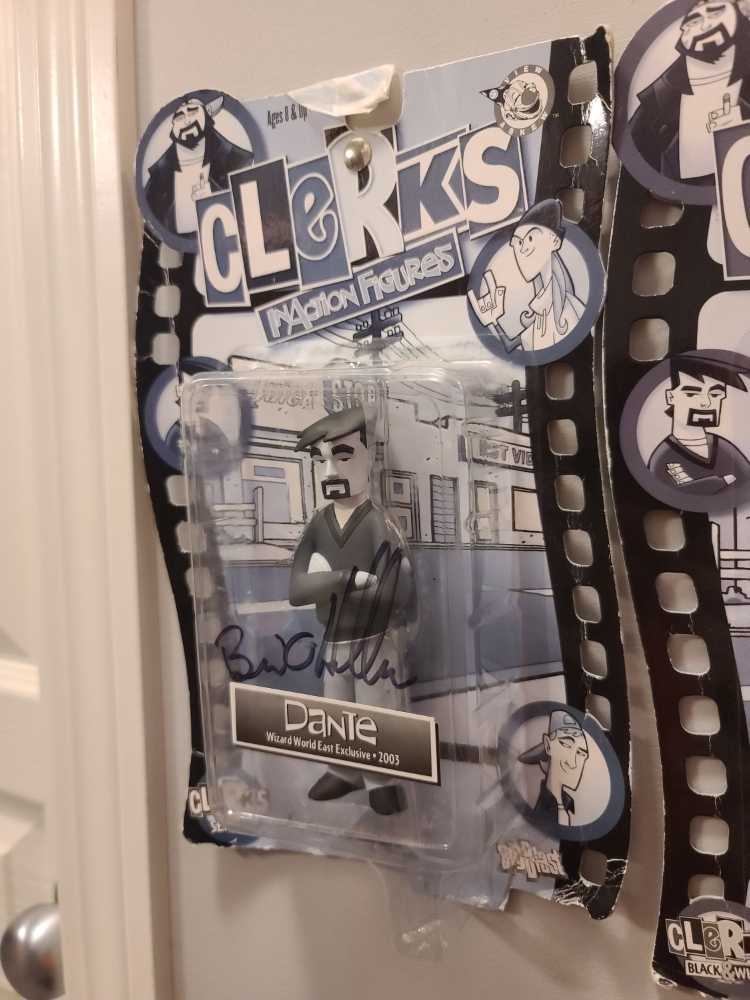 Dante Clerks Series 1 - Graphitti Designs (Clerks Inaction figures: Clerks) action figure collectible [Barcode 661796015038] - Main Image 2
