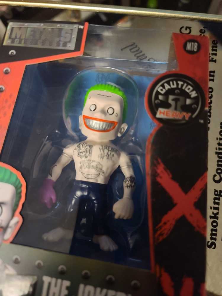 Jada Die-cast M18 The Joker - Jada Toys (Comic Book) action figure collectible [Barcode 9066572874761] - Main Image 2