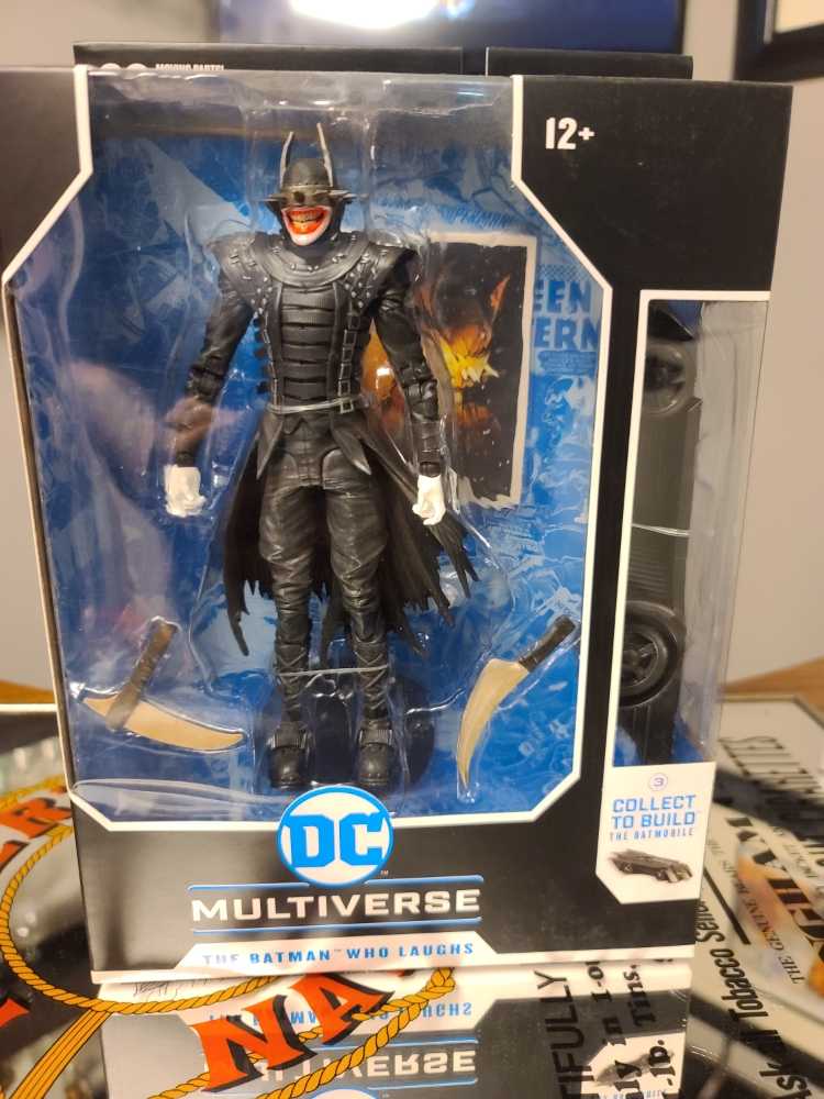 Mezco One:12 Aquaman (Justice League)