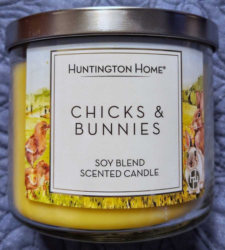 CANDLE: St. Patrick’s Day Country Candle Fields of Clover 2020 Kringle 