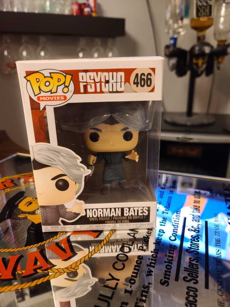 Neca Cult Classic Trick-r-Treat Sam