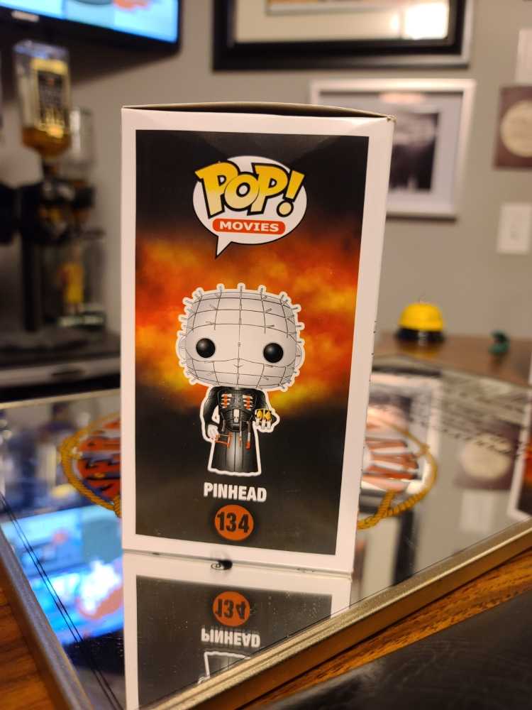 Funko Pop Movies 134 Hellraiser Pinhead Signed - Funko (Horror) action figure collectible [Barcode 5117206478870] - Main Image 2