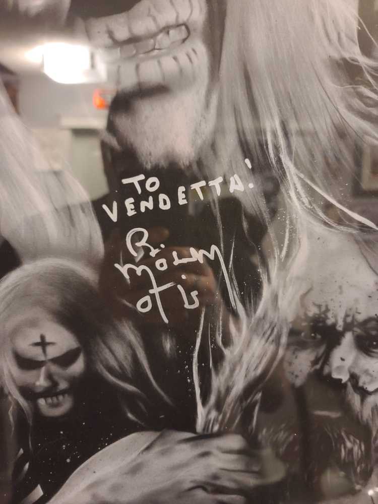 Maria Bill Moseley Signed 18x24 Art Print  (Horror) action figure collectible - Main Image 2