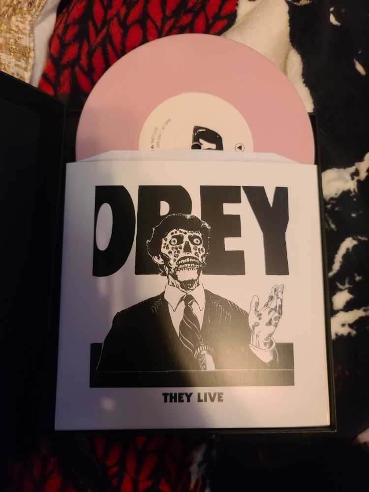 They Live 4K & Vinyl Bundle - Scream Factory (Sci-Fi) action figure collectible - Main Image 2