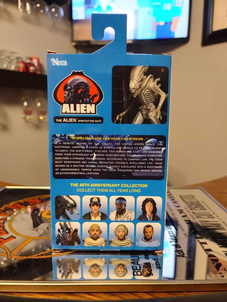 Neca Alien 40th Anniversary Prototype Alien - Neca (Sci-Fi) action figure collectible [Barcode 08726551] - Main Image 2