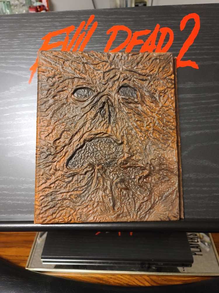 Necronomicon - Prop Replica - Trick or Treat Studios (Evil Dead) action figure collectible - Main Image 2