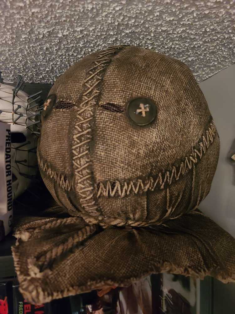 Funko Pop! Keychain: The Mandalorian Mandalorian With Blaster