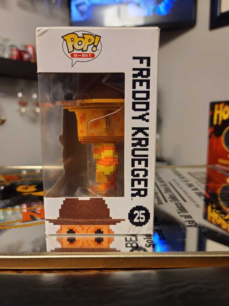 Funko Pop 8-Bit 25 Freddy Kreuger  - Funko (Horror) action figure collectible - Main Image 2