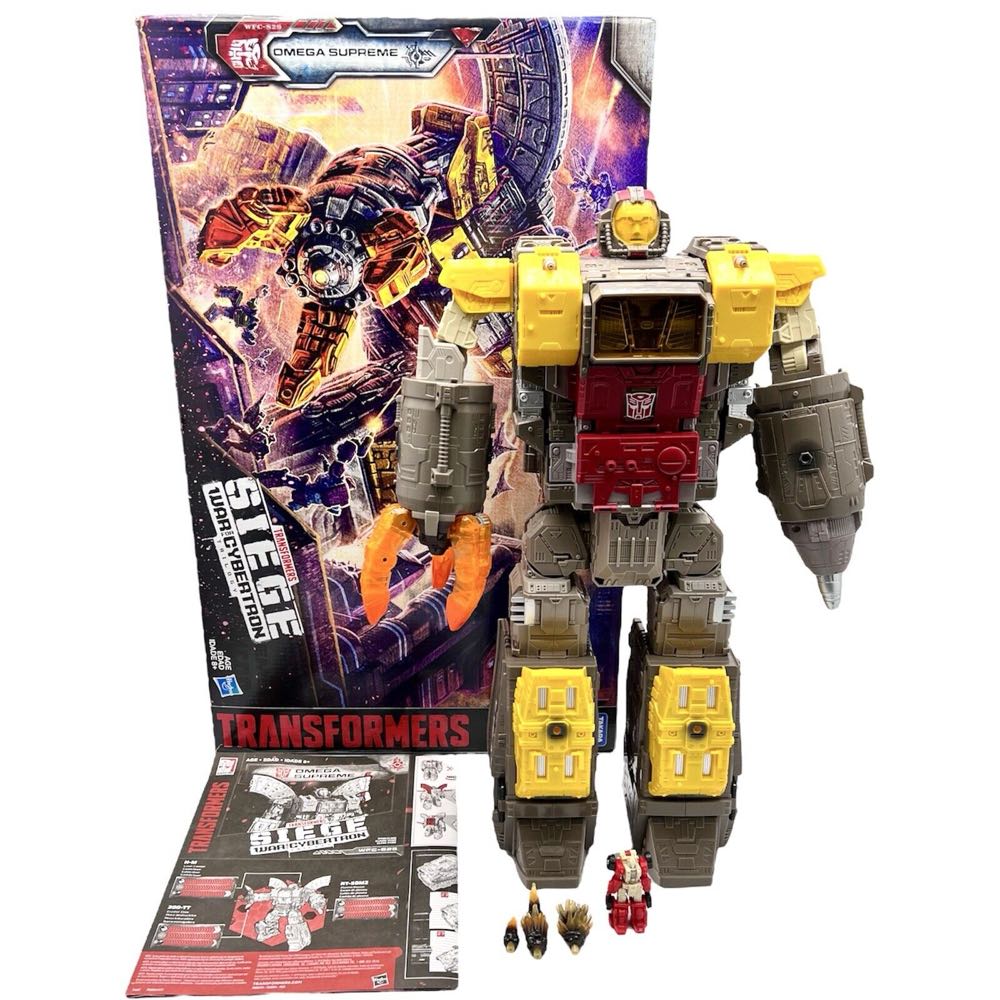 Omega Supreme - Hasbro (Titan Class) action figure collectible - Main Image 4