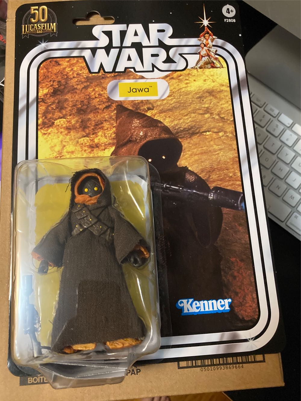 ( Star Wars : A New Hope) : Jawa - Hasbro (Star Wars The Black Series 50 LucasFilm LTD) action figure collectible [Barcode 5010993869657] - Main Image 2