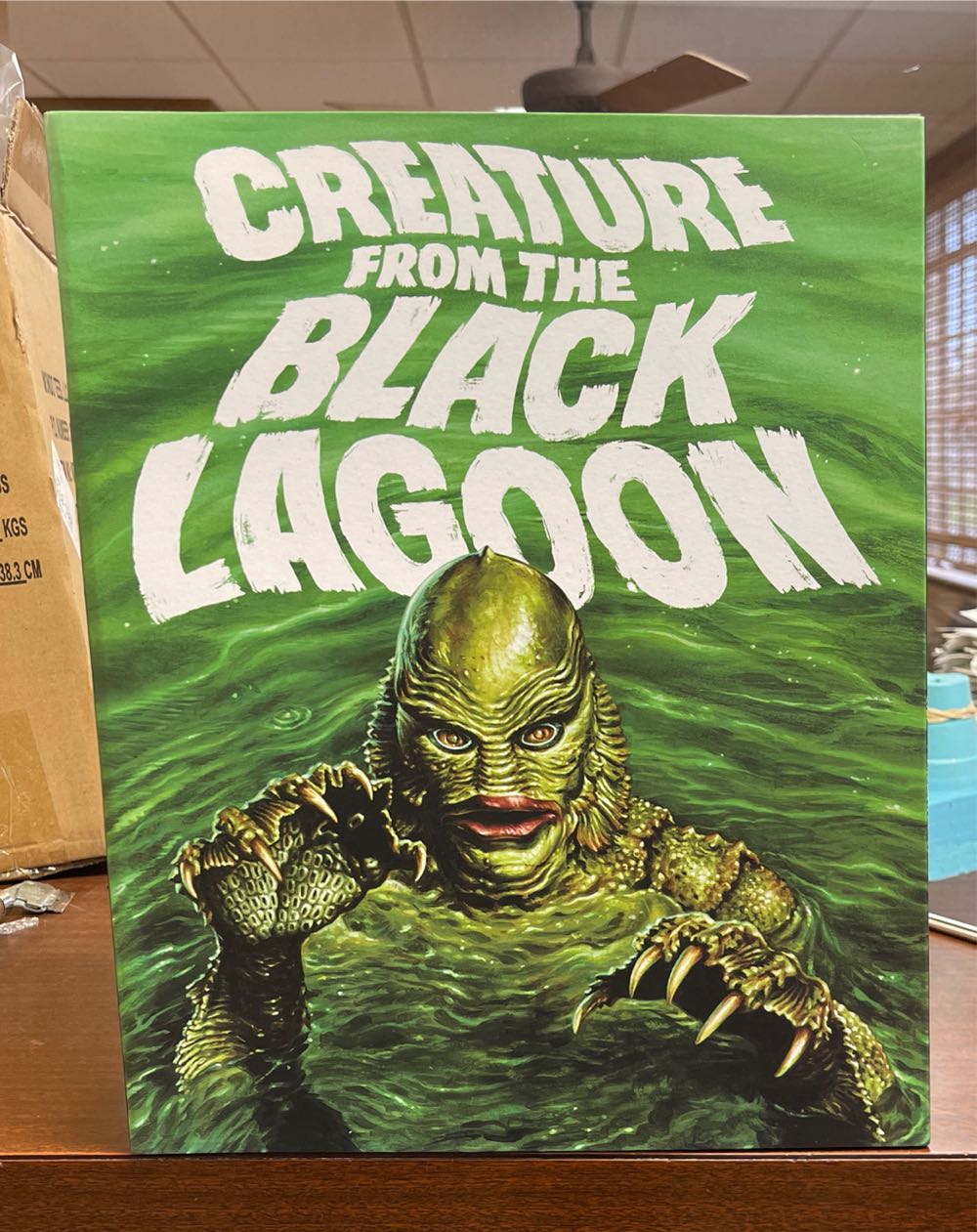 1/6 Scale: Creature from the Black Lagoon (Classic Color) - Mondo (One-Sixth Scale Collectible Figure) action figure collectible [Barcode 810041484987] - Main Image 2