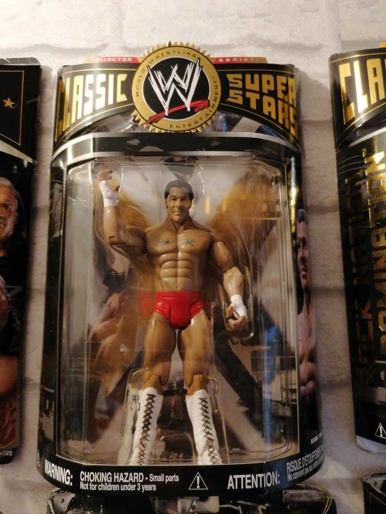 Rocky Johnson - Jakks Pacific WWE (WWE Jakks Classic Superstars) action figure collectible - Main Image 1