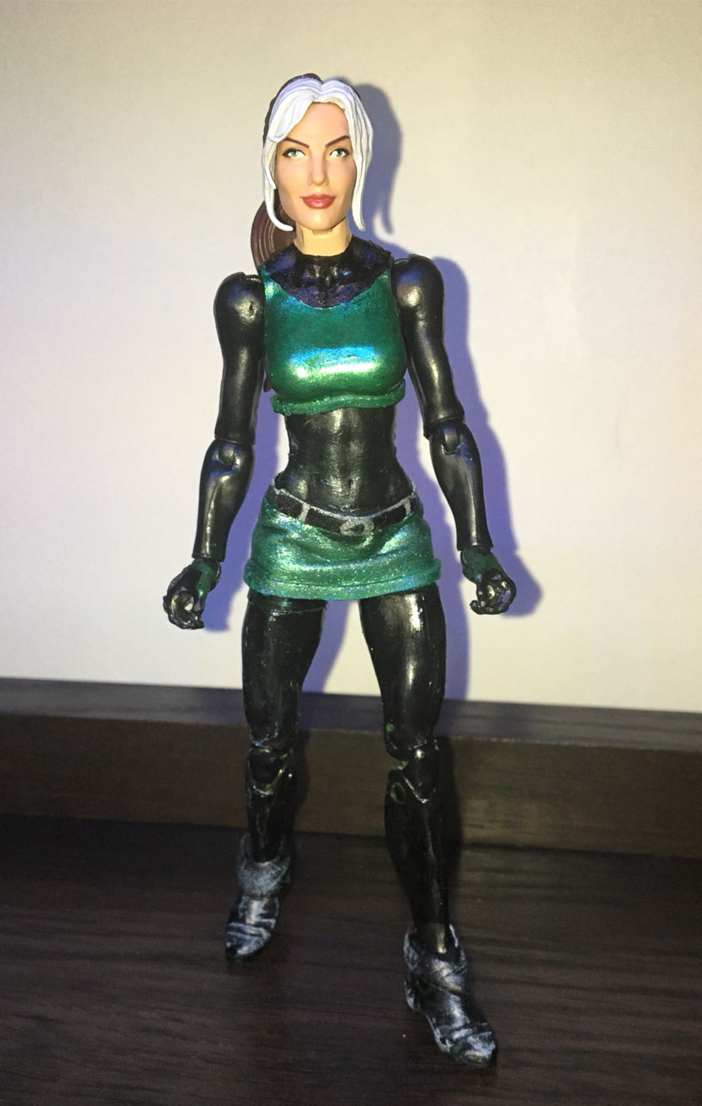 Rogue (Custom) - Hasbro (Custom) action figure collectible - Main Image 2