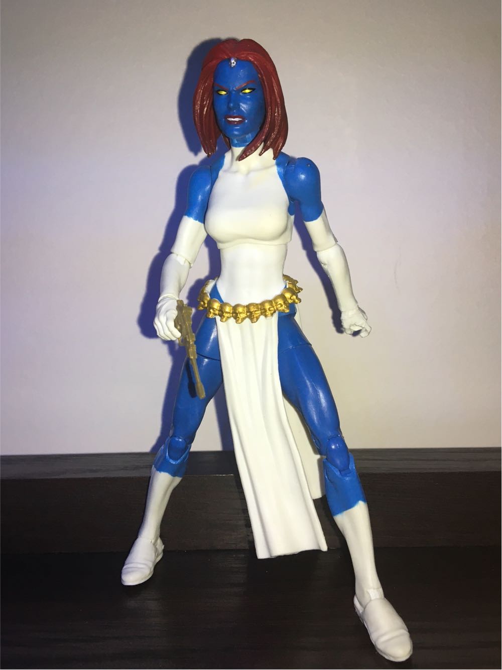 Funko Pop! Television: The Mandalorian Flying with Blaster MANDO