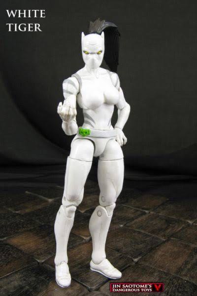 White Tiger - Hasbro (Marvel Legends) action figure collectible - Main Image 2