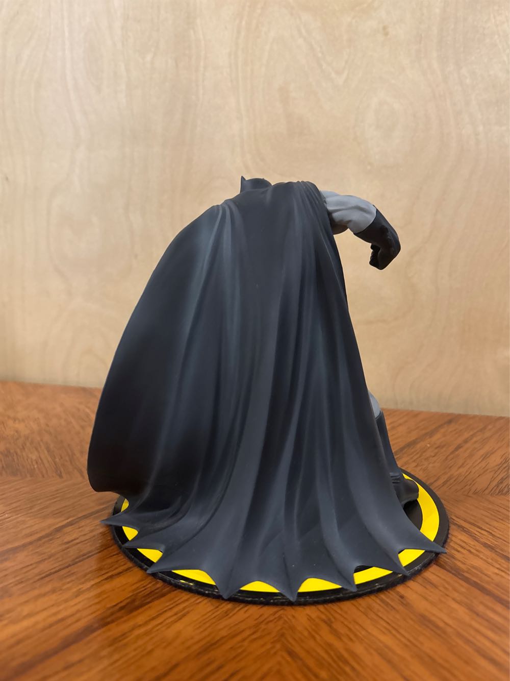 Batman: DC ARTFX Kotobukiya Statue - Hush - Kotobukiya Artfx+ action figure collectible [Barcode 190526000858] - Main Image 3