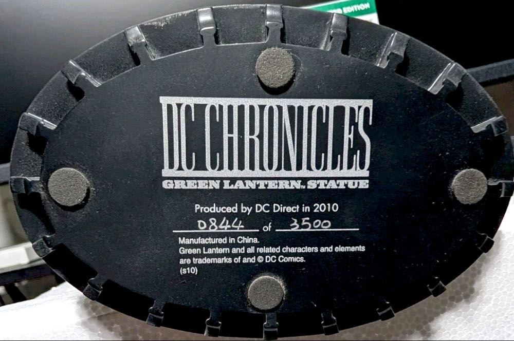 DC Direct DC Chronicles Green Lantern Limited Edition Porcelain Statue - DC Direct (DC Chronicles) action figure collectible [Barcode 761941295084] - Main Image 4