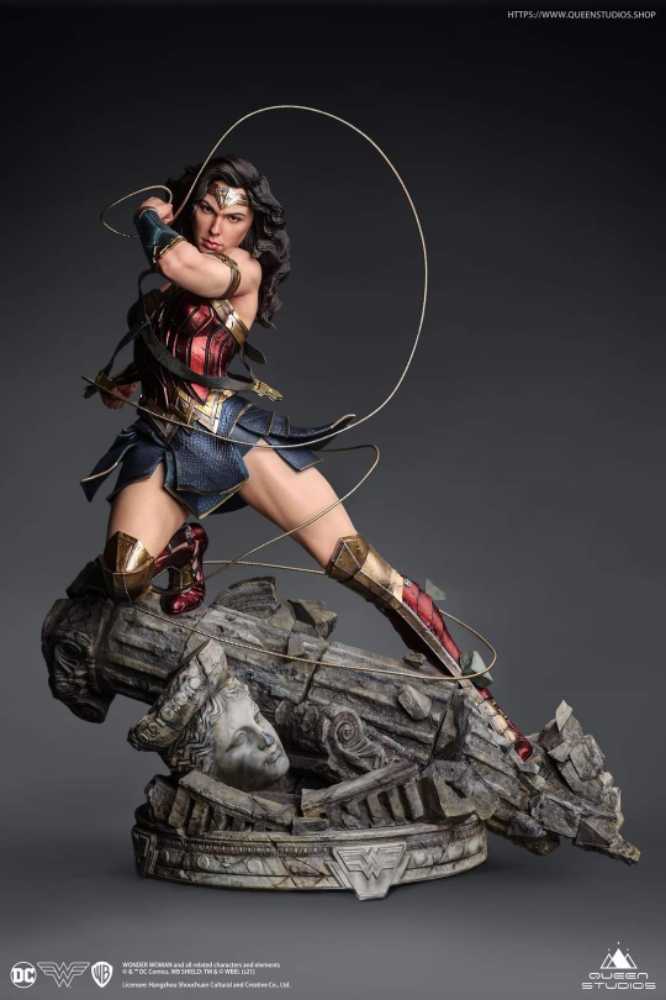 Wonder Woman, DCEU/DC Comics - Queen Studios (DCEU/DC Comics) action figure collectible - Main Image 2