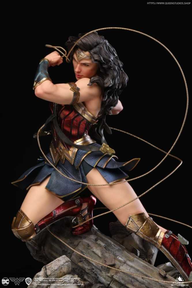 Wonder Woman, DCEU/DC Comics - Queen Studios (DCEU/DC Comics) action figure collectible - Main Image 3