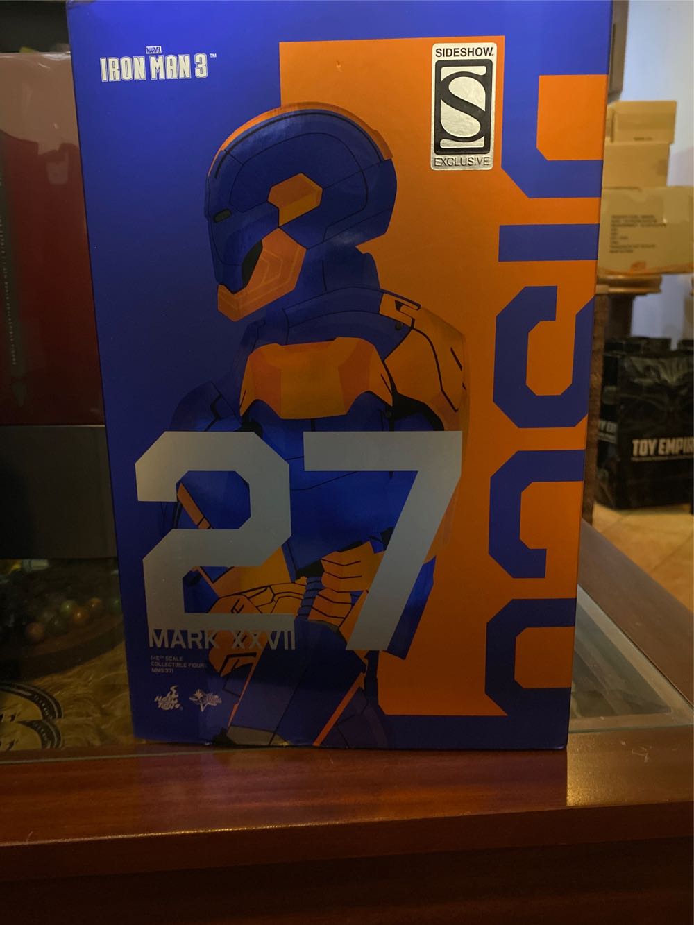 Mark XXVII [ Disco ] Iron Man - Hot Toys (Iron Man 3) action figure collectible [Barcode 4897011181455] - Main Image 2
