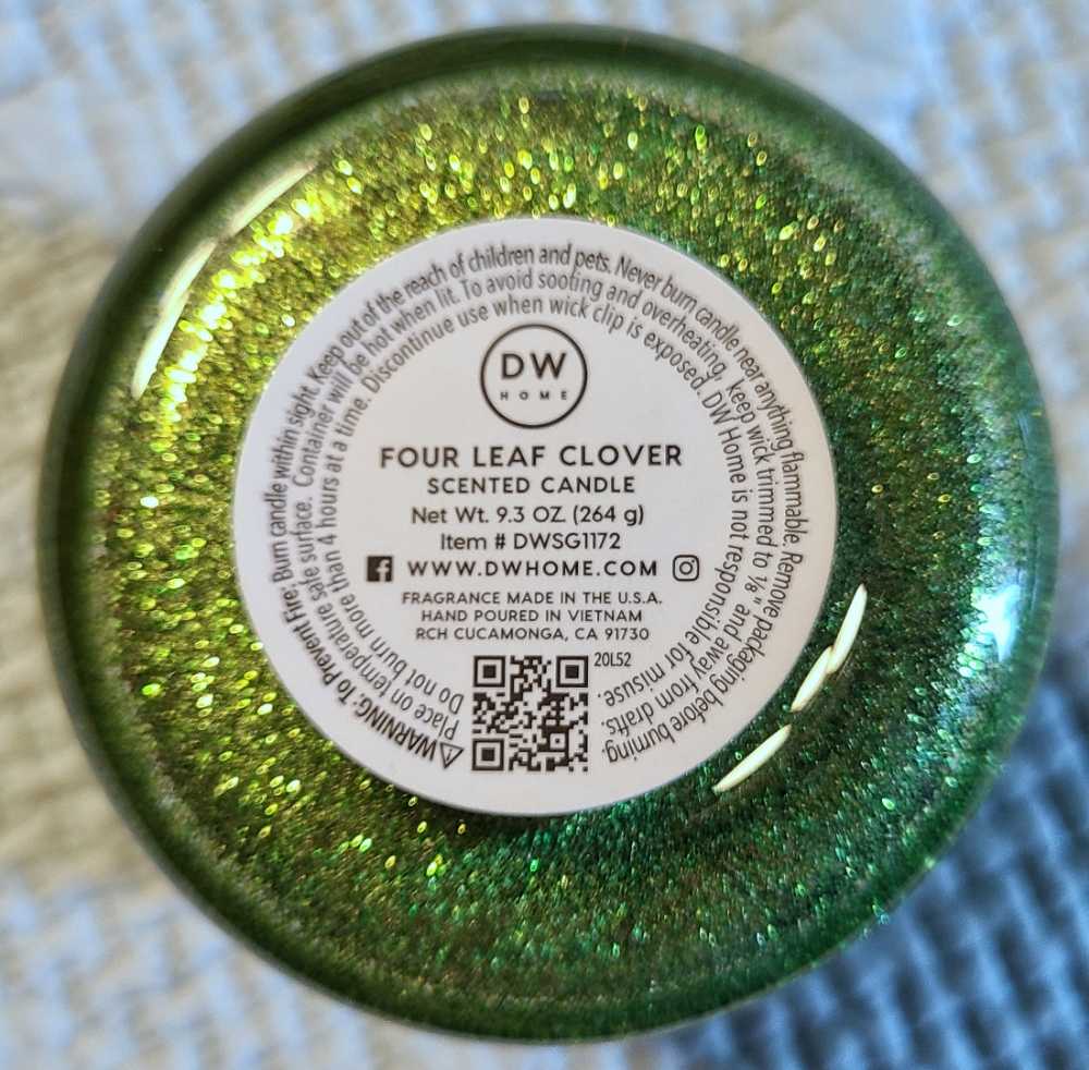 CANDLE: St. Patrick’s Day DW Candle Four Leave Clover 2021 - DW Home Candle (St. Patrick’s Day Candles) action figure collectible - Main Image 2