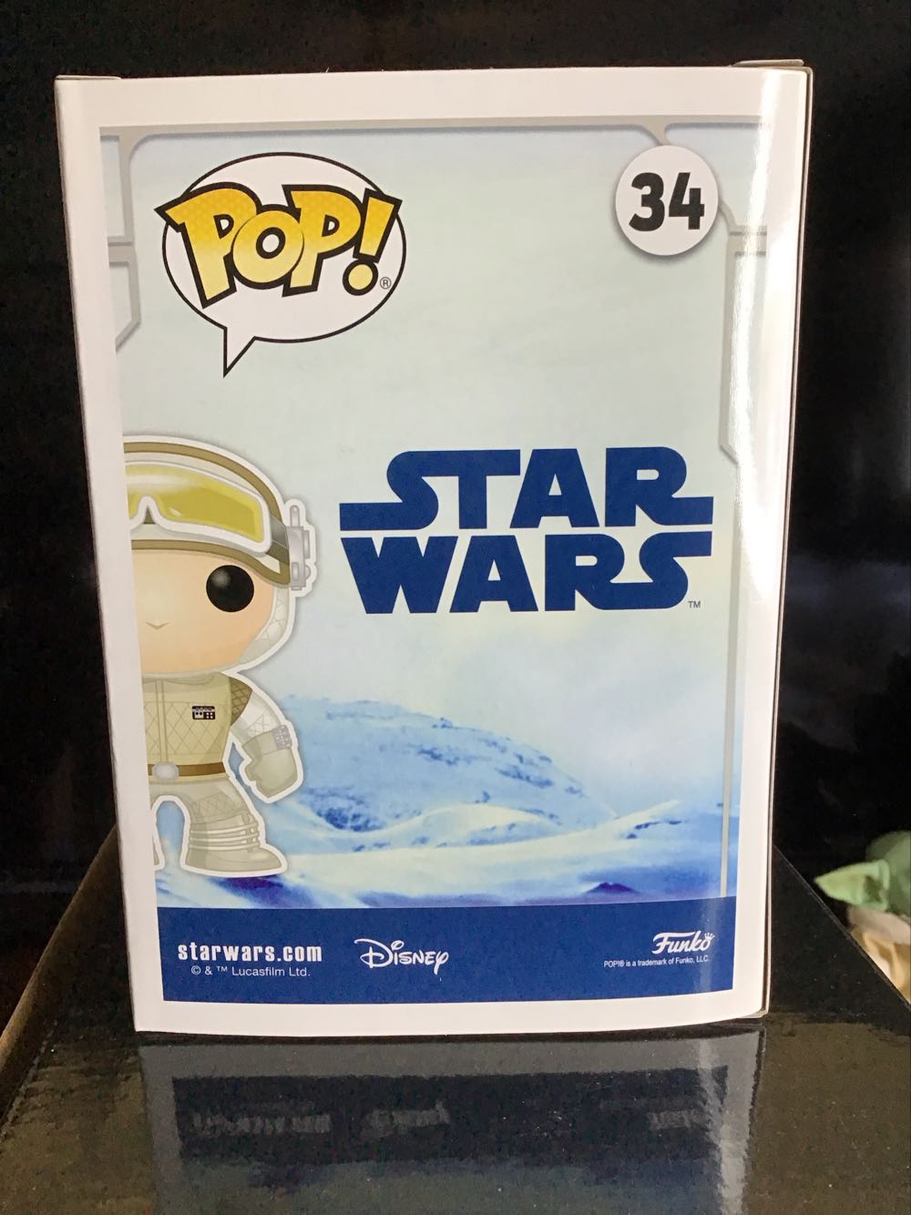 #34 Luke Skywalker (Hoth) - Funko (Funko Pop!) action figure collectible [Barcode 889698554831] - Main Image 3