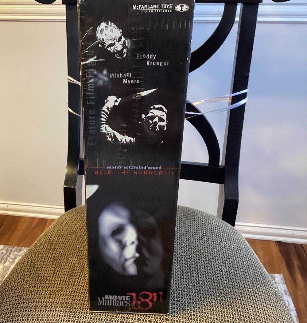 Michael Myers 18” - McFarlane Toys (Halloween) action figure collectible [Barcode 787926174021] - Main Image 2