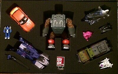 Botcon 2015 Cybertron Most Wanted  (Botcon 2015) action figure collectible - Main Image 2