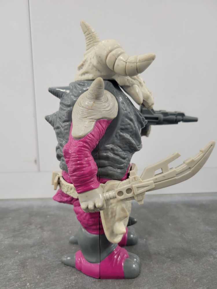 Transformers G1 Skullgrin Pretender - Hasbro (1988) action figure collectible - Main Image 3