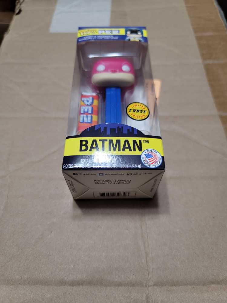 POP PEZ: Batman 1966 TV - Batman(Chase)  action figure collectible [Barcode 889698326308] - Main Image 2
