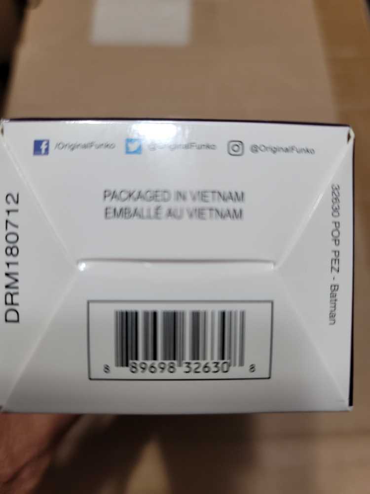 POP PEZ: Batman 1966 TV - Batman(Chase)  action figure collectible [Barcode 889698326308] - Main Image 3