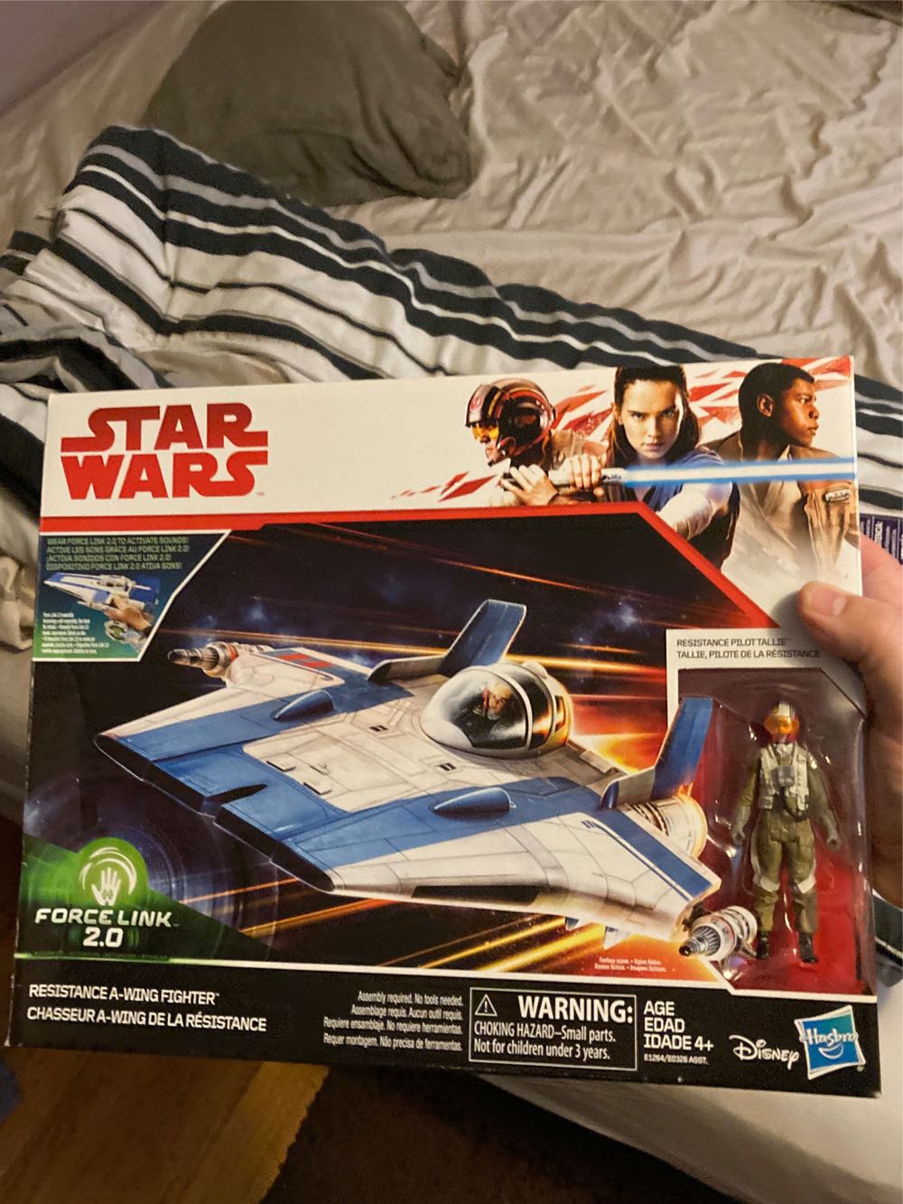 Resistance A-Wing Fighter - Hasbro (Star Wars The Last Jedi) action figure collectible [Barcode 630509608218] - Main Image 2
