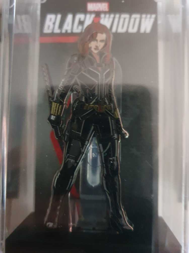 508: The Mandalorian - FigPin (Figpin) action figure collectible [Barcode 810021535159] - Main Image 2