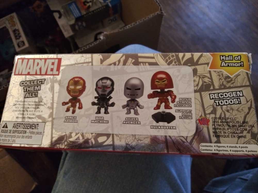 Marvel Hall of Armor  action figure collectible [Barcode 658382386856] - Main Image 2