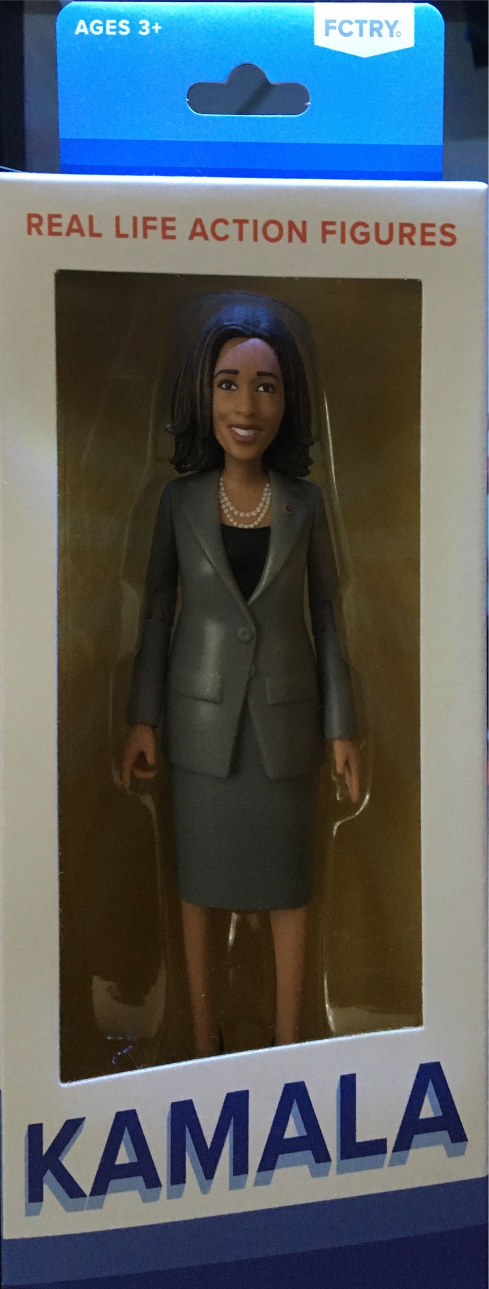 Fctry - Real Life Heroes - KAMALA HARRIS, VICE PRESIDENT - FCTRY (Real Life Heroes) action figure collectible [Barcode 811935022841] - Main Image 2