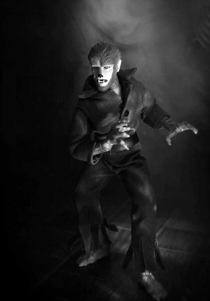 Wolfman Mego Horror - Mego Corp (Universal Monsters) action figure collectible [Barcode 850025246408] - Main Image 4