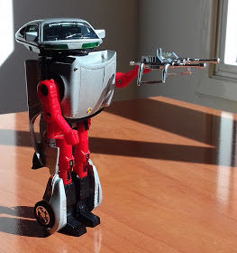 Baron von Joy - Bandai (Super GoBots) action figure collectible [Barcode 5012256055050] - Main Image 2