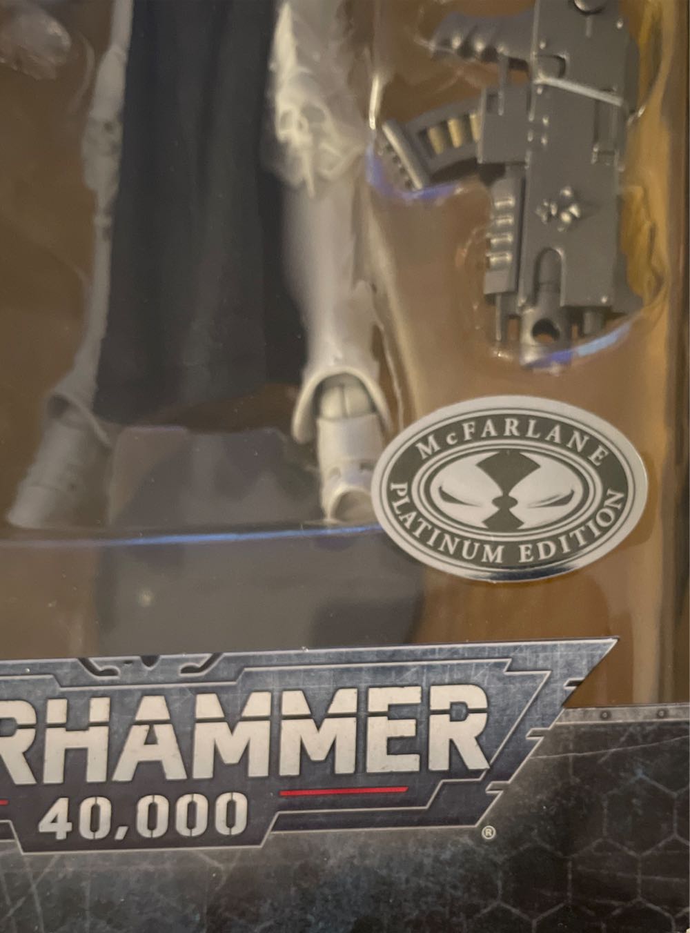 Warhammer 40k Adepta Sororitas Battle Sister Platinum Edition - McFarlane Toys (Warhammer 40,000) action figure collectible [Barcode 787926109139] - Main Image 3