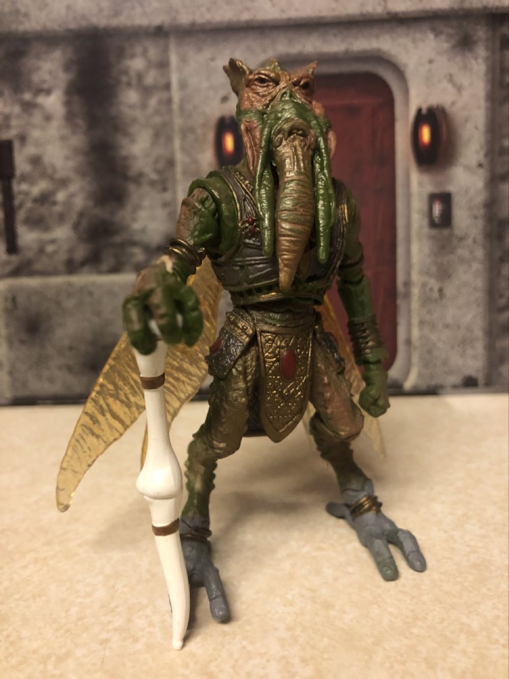 Poggle The Lesser ((Geonosian War Room) Saga - Hasbro (Star Wars Episode II: Attack Of The Clones) action figure collectible - Main Image 2