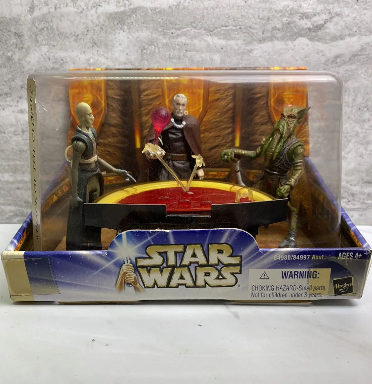 Poggle The Lesser ((Geonosian War Room) Saga - Hasbro (Star Wars Episode II: Attack Of The Clones) action figure collectible - Main Image 4